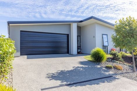 Photo of property in 10 Tarn Close, Richmond, 7020