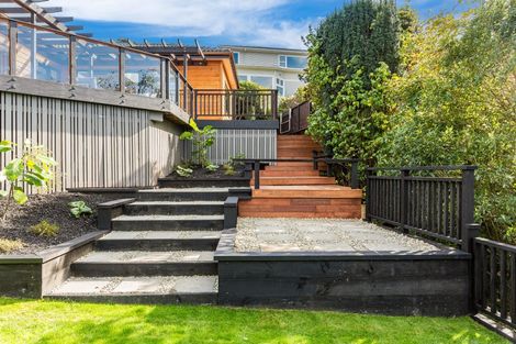 Photo of property in 77 Paremata Road, Paremata, Porirua, 5024