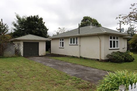 Photo of property in 27 Cambridge Terrace, Masterton, 5810