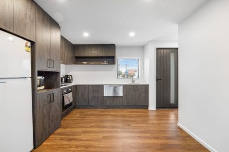 Photo of property in 17/27 New Brighton Road, Shirley, Christchurch, 8061