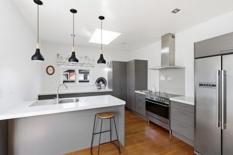 Photo of property in 1/68 Searells Road, Strowan, Christchurch, 8052