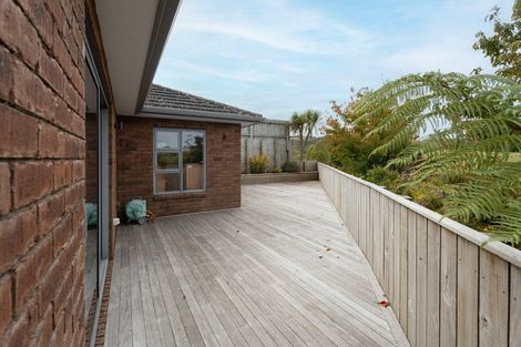 Photo of property in 178 Mark Avenue, Grenada Village, Wellington, 6037