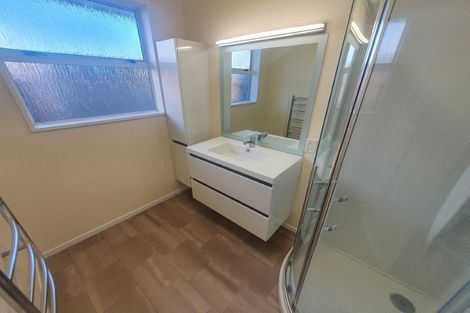 Photo of property in 2/1 Glenbyre Place, Bromley, Christchurch, 8062