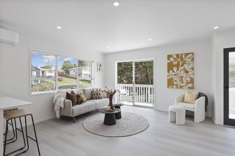 Photo of property in 1/38 Divich Avenue, Te Atatu South, Auckland, 0610