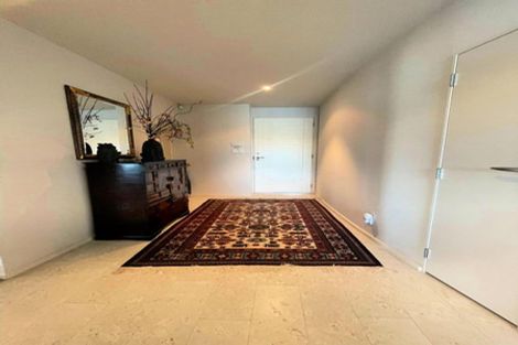 Photo of property in Beauport Apartments, 30u2 The Crescent, Roseneath, Wellington, 6011