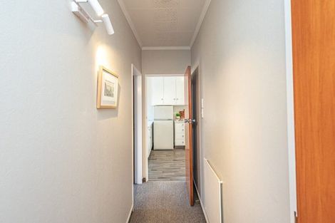 Photo of property in 3 Queen Street, Aramoho, Whanganui, 4500