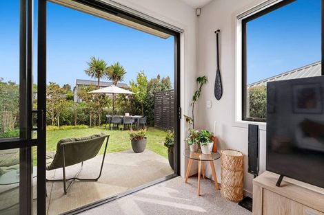 Photo of property in 54 Jane Maree Road, Kumeu, 0810