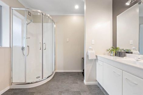 Photo of property in 10 Covina Place, Somerville, Auckland, 2014