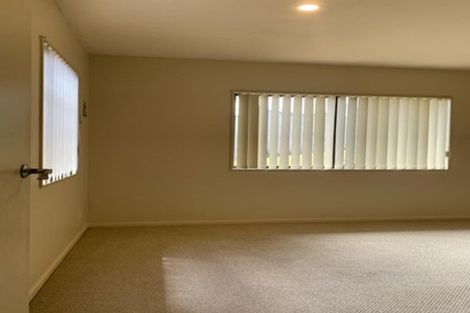 Photo of property in 3 Stroud Place, Henderson, Auckland, 0612