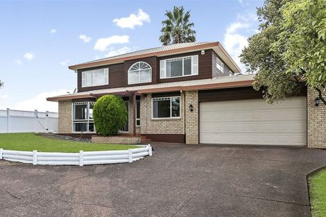Photo of property in 2 San Marino Drive, Henderson, Auckland, 0612