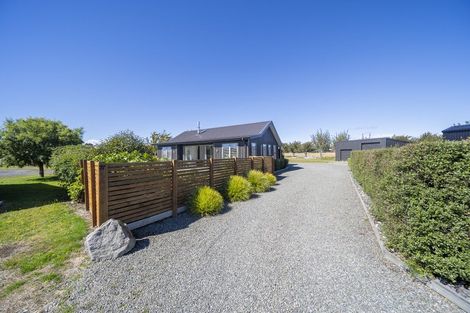 Photo of property in 37 Paton Place, Te Anau, 9600