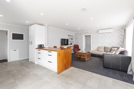 Photo of property in 10 Pitama Road, Awapuni, Palmerston North, 4412