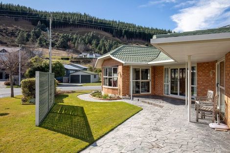 Photo of property in 39 Hazlett Street, Clyde, 9330
