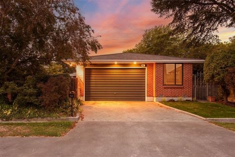 Photo of property in 12 Gleneagles Terrace, Ilam, Christchurch, 8053