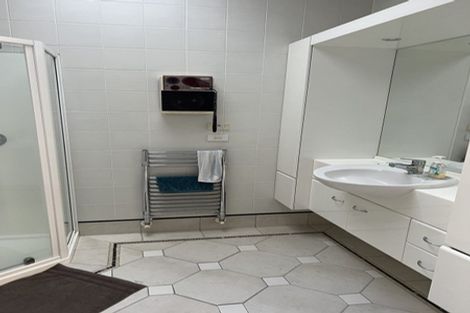 Photo of property in 3 Onemana Way, Te Atatu Peninsula, Auckland, 0610