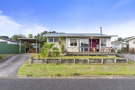 Photo of property in 201b Weka Street, Whangamata, 3620
