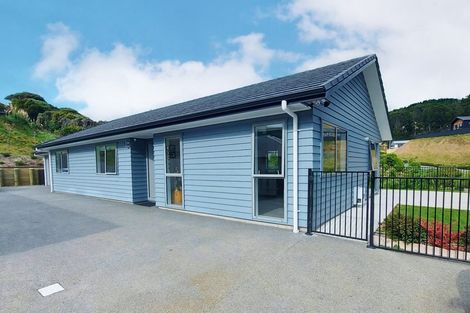 Photo of property in 175 Navigation Drive, Whitby, Porirua, 5024