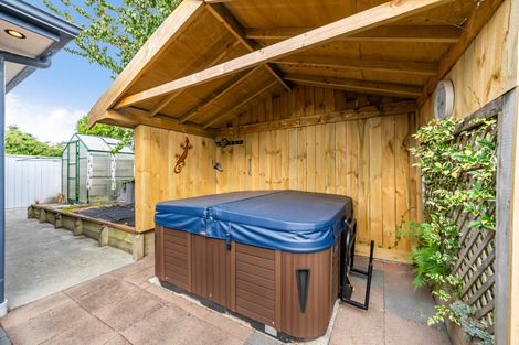 Photo of property in 39 Ebdentown Street, Ebdentown, Upper Hutt, 5018