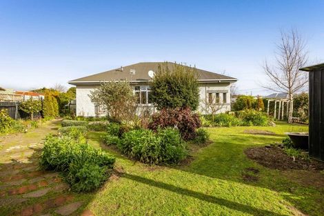 Photo of property in 56 Waihi Road, Hawera, 4610