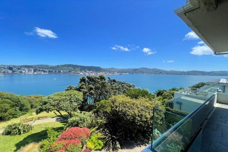 Photo of property in Beauport Apartments, 30u2 The Crescent, Roseneath, Wellington, 6011