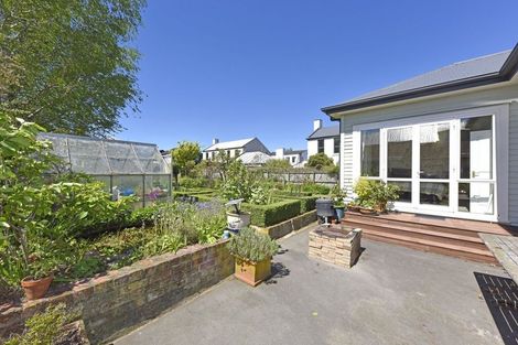 Photo of property in 122 Bishop Street, St Albans, Christchurch, 8014