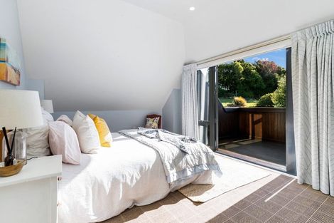 Photo of property in 23a Hyndhope Road, Kennedys Bush, Christchurch, 8025