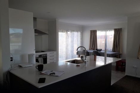 Photo of property in 5 Park Chester Road, Pukekohe, 2120