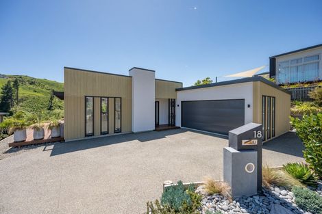 Photo of property in 18 Hill Tops Way, Stoke, Nelson, 7011