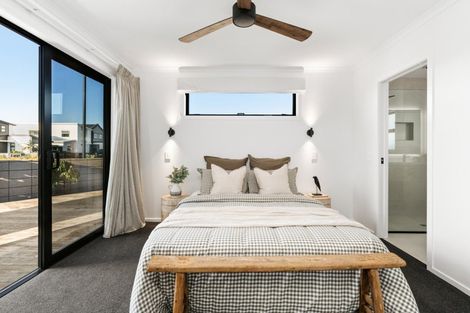 Photo of property in 26 Bill Miller Drive, Papamoa, 3118