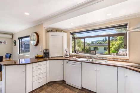 Photo of property in 23 Harvey Street, Waipahihi, Taupo, 3330