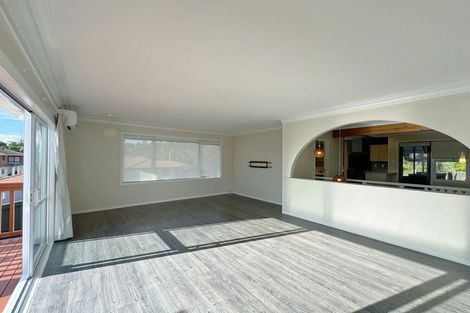 Photo of property in 273 Henderson Valley Road, Henderson, Auckland, 0612