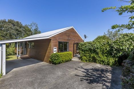Photo of property in 72 Gloria Avenue, Te Atatu Peninsula, Auckland, 0610