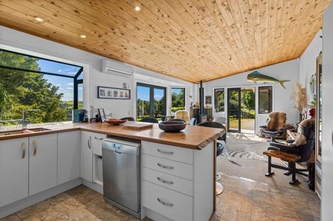 Photo of property in 99 Cookson Road, Kawakawa, 0282