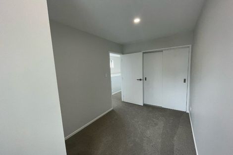 Photo of property in 2 Mikoikoi Crescent, Mangere Bridge, Auckland, 2022