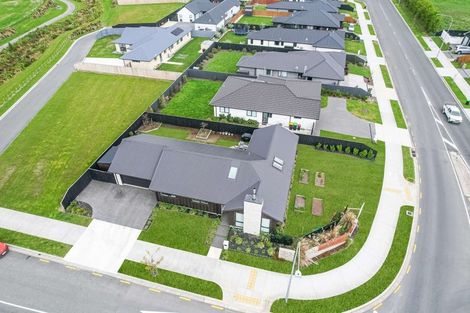 Photo of property in 18 Goldie Drive, Rangiora, 7400