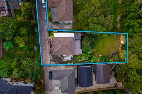 Photo of property in 7 Fernhaven Place, Massey, Auckland, 0614