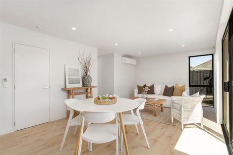 Photo of property in 2/51 Maxwell Street, Riccarton, Christchurch, 8041