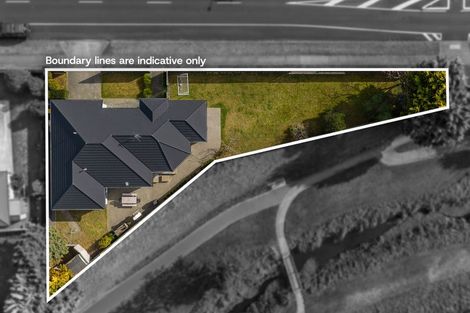 Photo of property in 155 Guildford Drive, Paraparaumu Beach, Paraparaumu, 5032