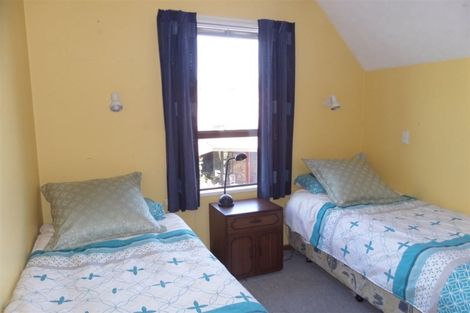 Photo of property in 2/35 Solway Avenue, Ilam, Christchurch, 8041