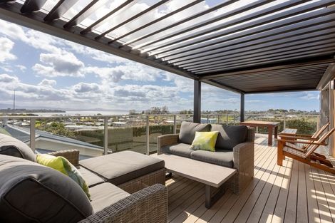 Photo of property in 60c Margaret Drive, Omokoroa, 3114