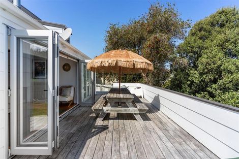 Photo of property in 164 Bambury Place, Onemana, Whangamata, 3691