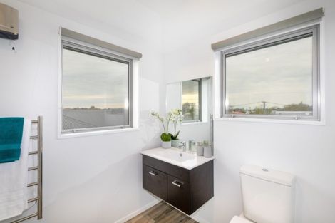 Photo of property in 44b Matlock Street, Woolston, Christchurch, 8062