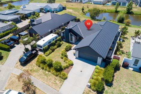 Photo of property in 48 Cassinia Close, Papamoa Beach, Papamoa, 3118