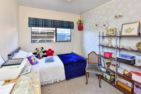 Photo of property in 7a Justamere Place, Weymouth, Auckland, 2103