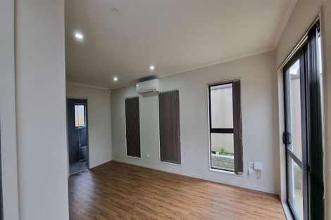 Photo of property in 102e Fitzroy Street, Papatoetoe, Auckland, 2104
