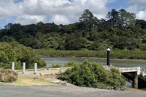 Photo of property in 106b Taikata Road, Te Atatu Peninsula, Auckland, 0610