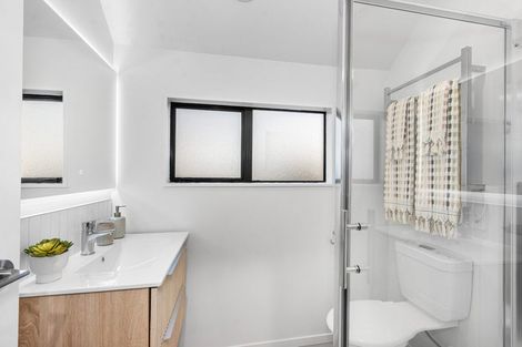 Photo of property in 2/30 Picton Avenue, Riccarton, Christchurch, 8011