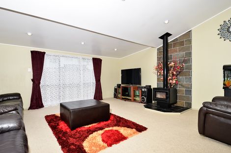 Photo of property in 92 Harrington Road, Henderson, Auckland, 0610