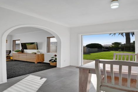 Photo of property in 147 Tasman Street, Opunake, 4616