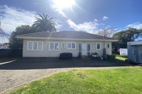 Photo of property in 77 Avalon Drive, Nawton, Hamilton, 3200